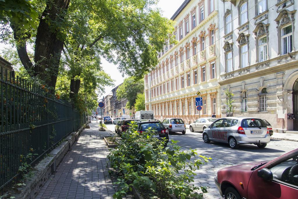 R&R Apartment Dembinszky ブダペスト エクステリア 写真